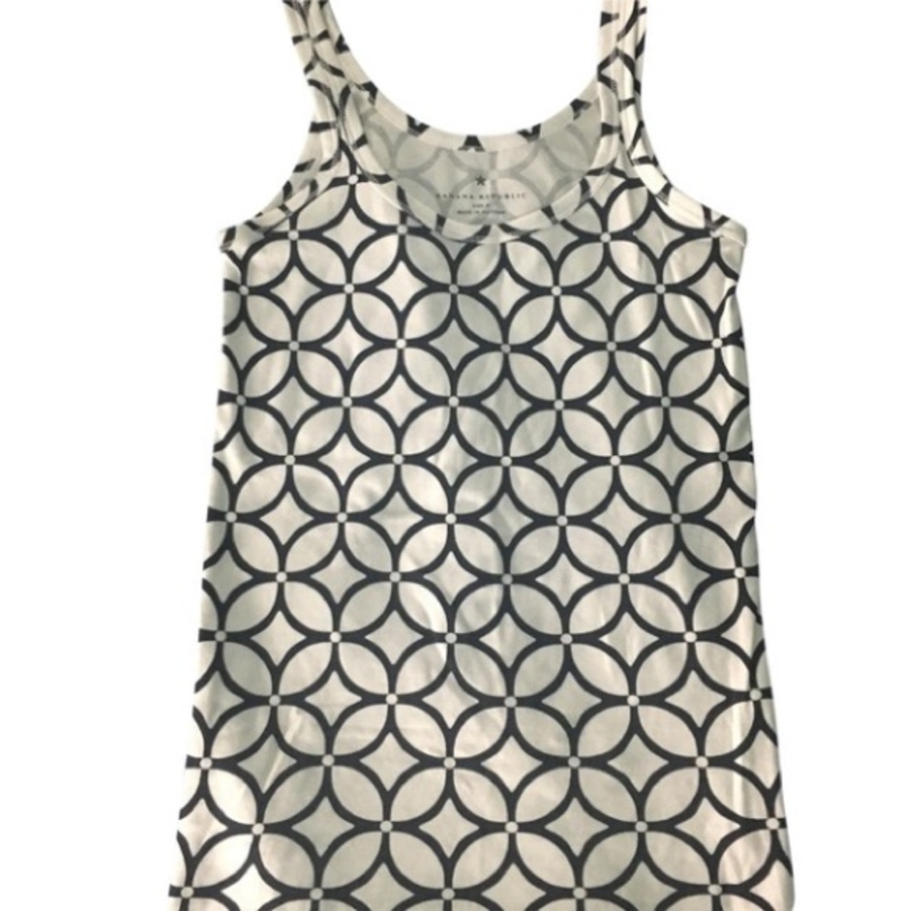 Banana Republic patterned tank